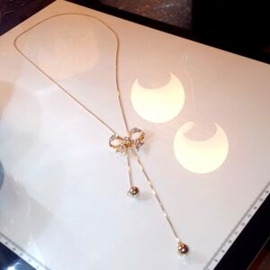 Necklace gold plated with pendant NWT